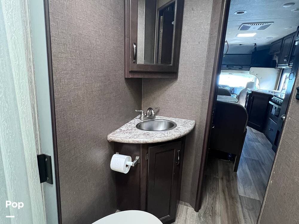 Used 2019 Thor Motor Coach Four Winds 28E available in Saint Louis, Missouri