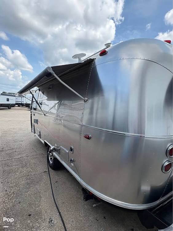 2022 Caravel 22FB by Airstream from Pop RVs in New Caney, Texas