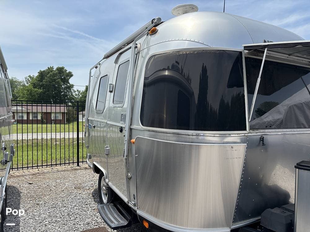 2020 Airstream Bambi 16RB - Used Travel Trailer For Sale by Pop RVs in Clarksville, Tennessee features Leveling Jacks, Air Conditioning, Awning