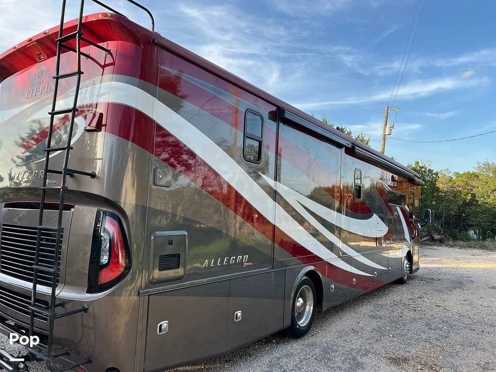 2021 Tiffin Allegro Red 38LL - Used Diesel Pusher For Sale by Pop RVs in Lago Vista, Texas features Awning, Generator, Air Conditioning, Slideout, Leveling Jacks