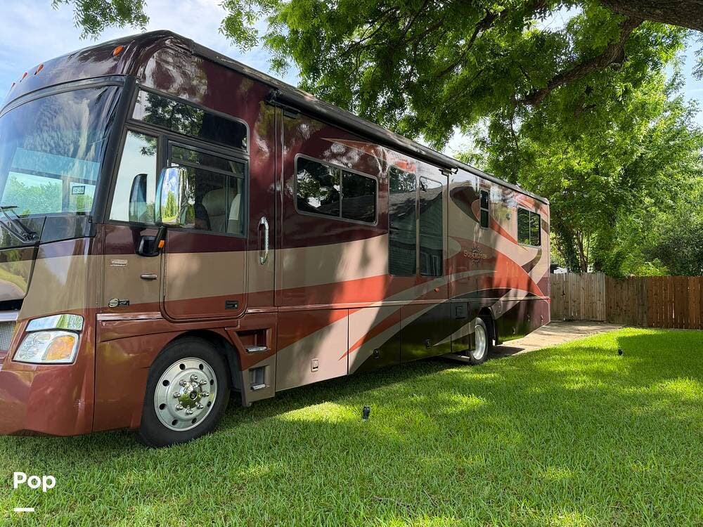 Used 2008 Itasca Suncruiser 35L available in Red Oak, Texas