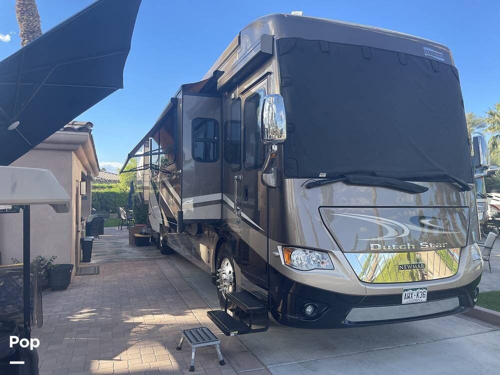 2017 Dutch Star 4002 by Newmar from Pop RVs in Parker, Colorado