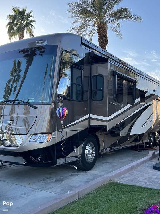 2017 Newmar Dutch Star 4002 - Used Diesel Pusher For Sale by Pop RVs in Parker, Colorado features Slideout
