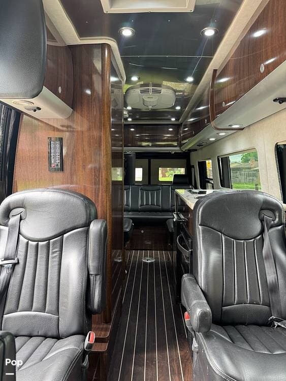 2018 Airstream Interstate Lounge EXT - Used Class B For Sale by Pop RVs in Shingle Springs, California features Awning, Generator, Air Conditioning