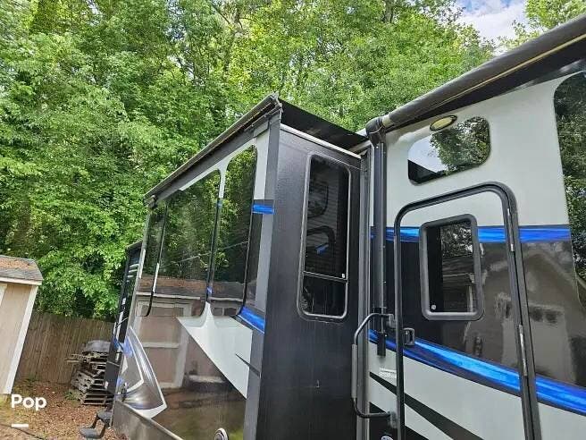 Used 2016 Keystone Fuzion Chrome 422 available in Hampton, Georgia