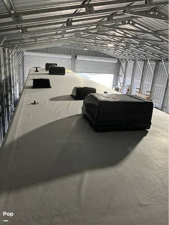 2019 Heartland Cyclone 4005 - Used Fifth Wheel For Sale by Pop RVs in Dos Palos, California features Slideout