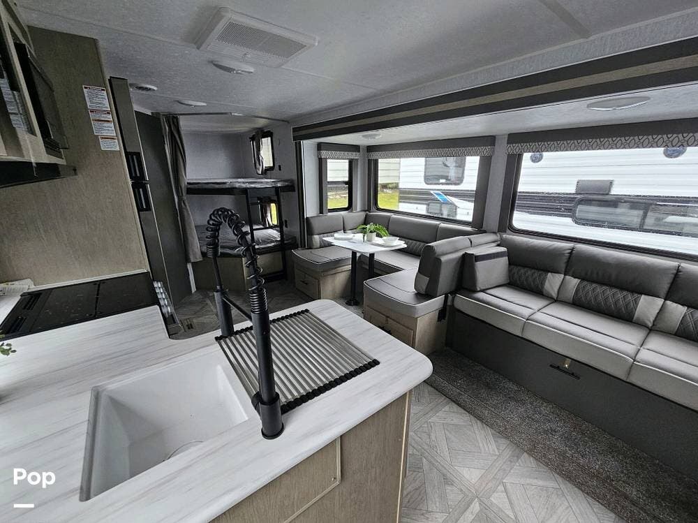 2023 Forest River Salem 26BUD - Used Travel Trailer For Sale by Pop RVs in Saint Amant, Louisiana features Awning, Slideout, Air Conditioning