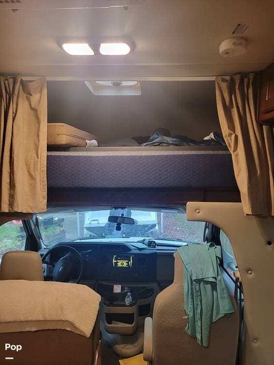 2015 Four Winds 22E by Thor Motor Coach from Pop RVs in Maryville, Tennessee