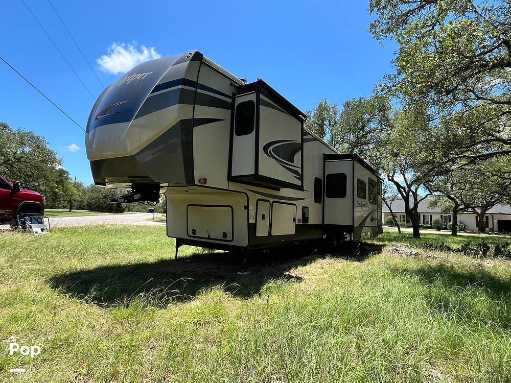 2020 Sandpiper 384QBOK by Forest River from Pop RVs in Spring Branch, Texas