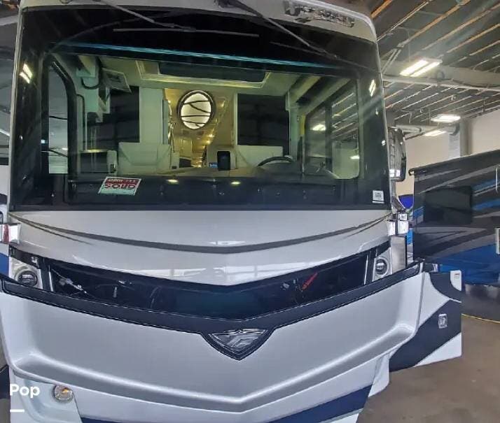 2021 Fleetwood Discovery 38N - Used Diesel Pusher For Sale by Pop RVs in San Tan Valley, Arizona features Generator, Awning, Slideout, Leveling Jacks, Air Conditioning