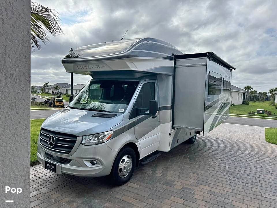 2023 Entegra Coach Qwest 24R - Used Class C For Sale by Pop RVs in Punta Gorda, Florida