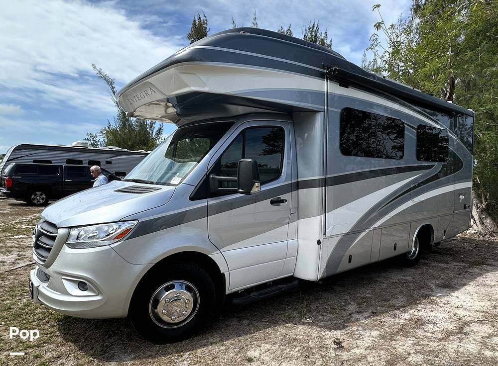 2023 Entegra Coach Qwest 24R - Used Class C For Sale by Pop RVs in Punta Gorda, Florida features Air Conditioning, Generator, Awning, Slideout