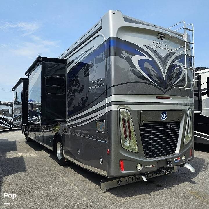 2023 Holiday Rambler Armada 40M - Used Diesel Pusher For Sale by Pop RVs in Grants Pass, Oregon features Air Conditioning, Slideout, Generator, Leveling Jacks, Awning