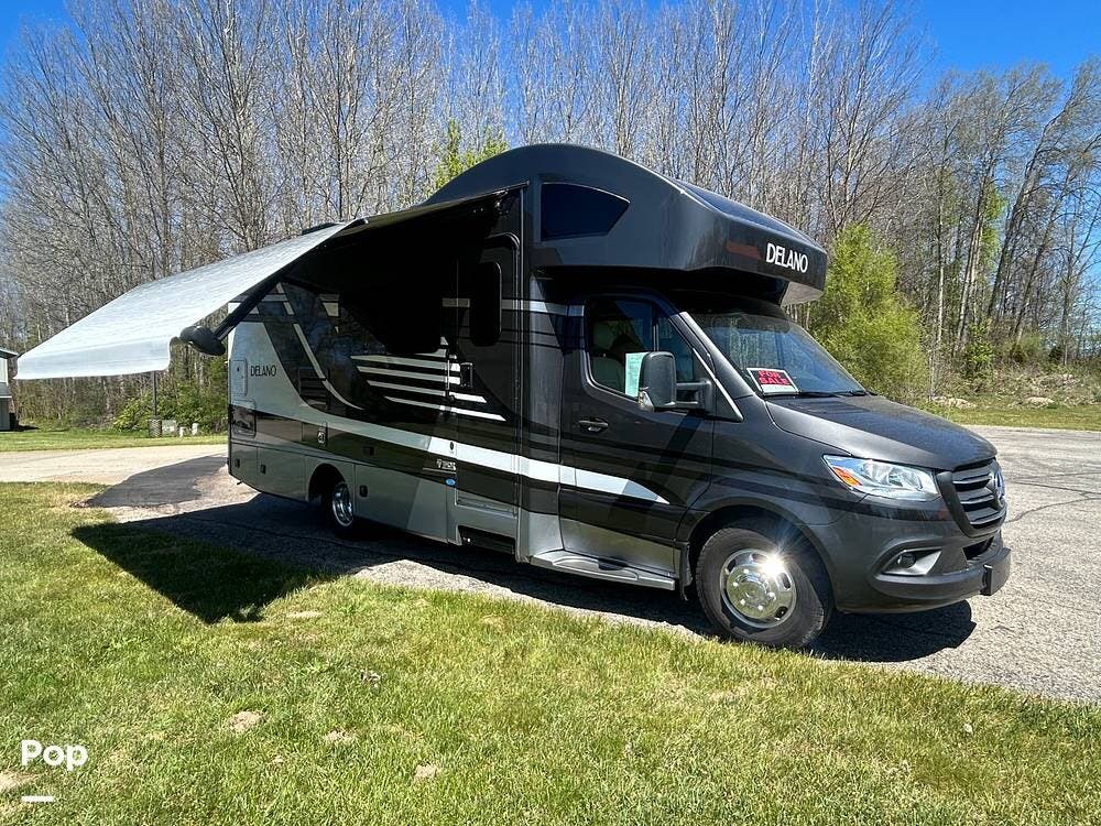 2023 Thor Motor Coach Delano 24FB - Used Class C For Sale by Pop RVs in Rockford, Michigan features Leveling Jacks, Slideout, Awning, Generator, Air Conditioning