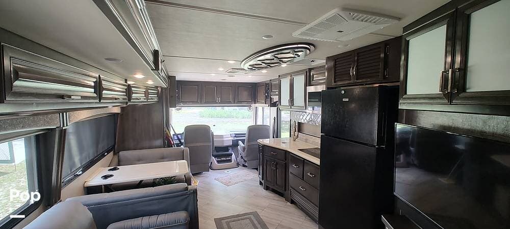 2021 Southwind Fleetwood  35K by Fleetwood from Pop RVs in Salt Springs, Florida