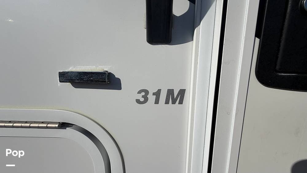 2015 Holiday Rambler Augusta 31M - Used Class C For Sale by Pop RVs in San Antonio, Florida features Air Conditioning, Generator, Slideout, Awning