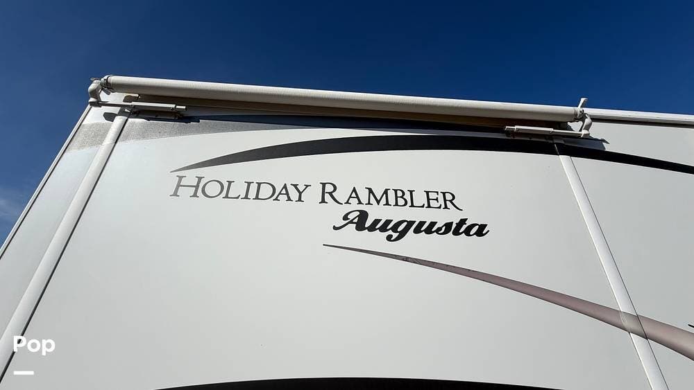2015 Augusta 31M by Holiday Rambler from Pop RVs in San Antonio, Florida