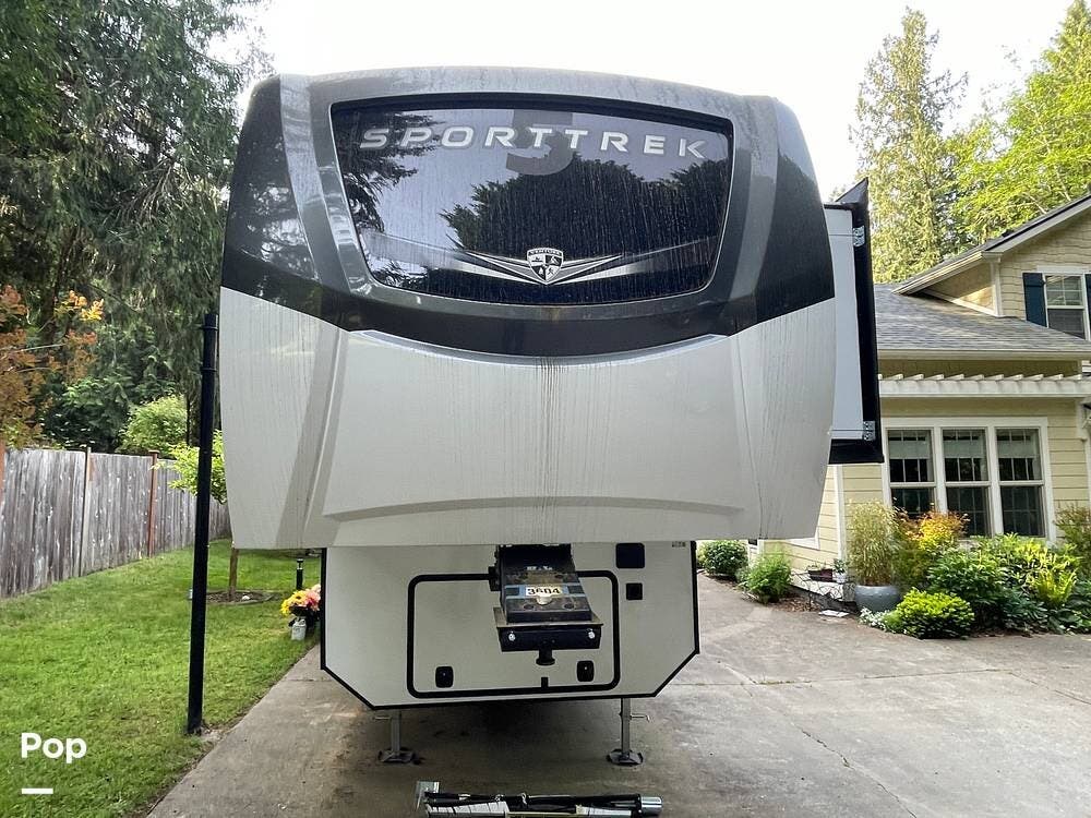 2025 Venture RV SportTrek Touring Edition 354VBH - Used Fifth Wheel For Sale by Pop RVs in Bainbridge Island, Washington features Air Conditioning, Awning, Slideout