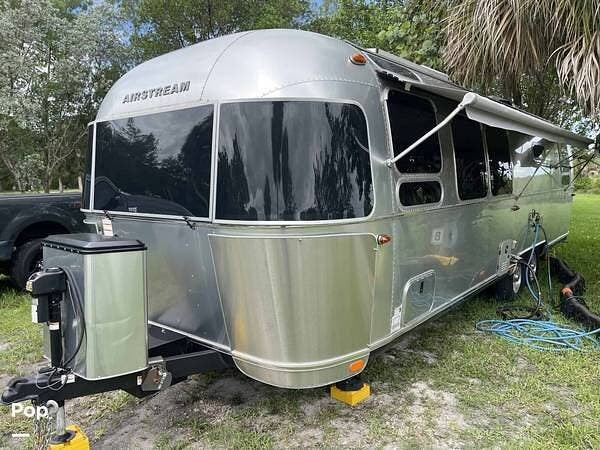 Used 2022 Airstream Flying Cloud 30RBQ available in Davie, Florida