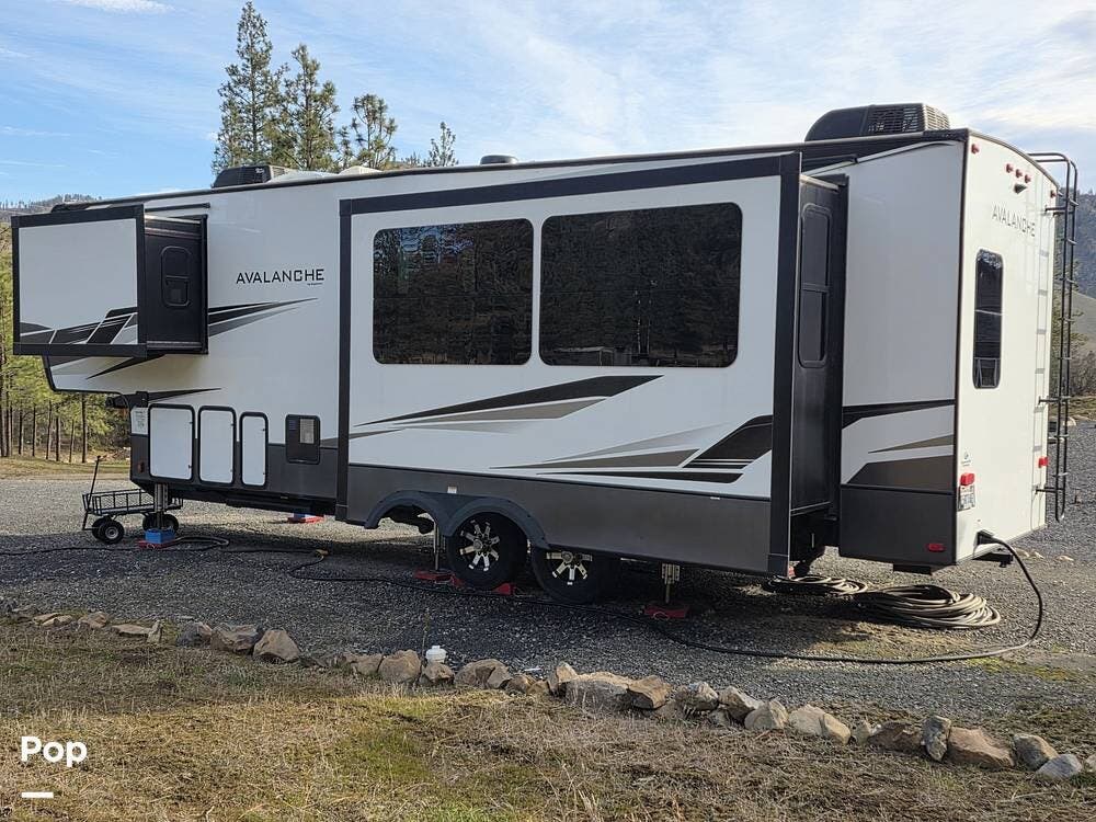 2021 Avalanche 332MK by Keystone from Pop RVs in Lincoln, Washington