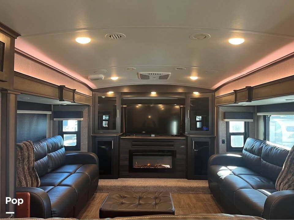 2020 North Point 381FLWS by Jayco from Pop RVs in Sun City, Arizona