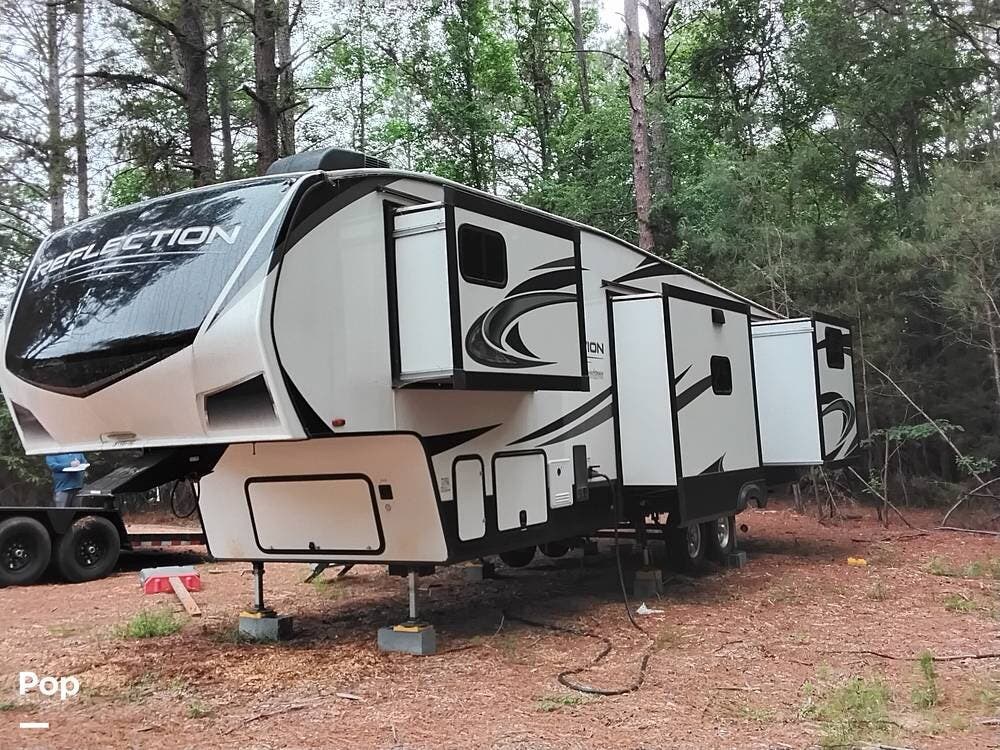 2022  Grand Design Reflection 311 BHS - Used Fifth Wheel For Sale by Pop RVs in Appling, Georgia features Slideout, Awning, Air Conditioning