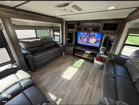 2022 Paradigm 385FL by Alliance RV from Pop RVs in Oakwood, Illinois