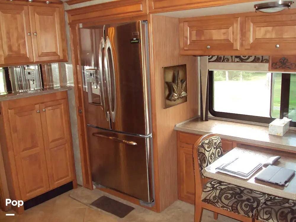 2010 Phaeton 40QTH by Tiffin from Pop RVs in Swanville, Minnesota