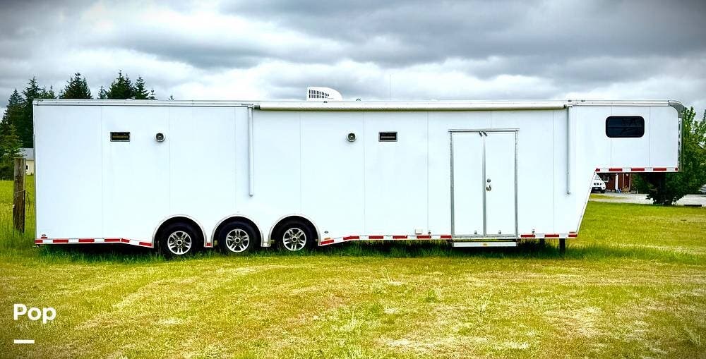 Used 2017 Forest River Continental Cargo XP North 40 available in Yelm, Washington