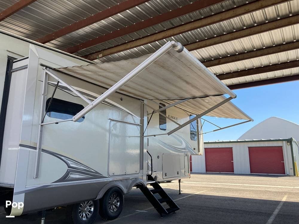 2019 Jayco Eagle 319MLOK - Used Fifth Wheel For Sale by Pop RVs in Nampa, Idaho features Generator, Air Conditioning, Slideout, Awning, Leveling Jacks