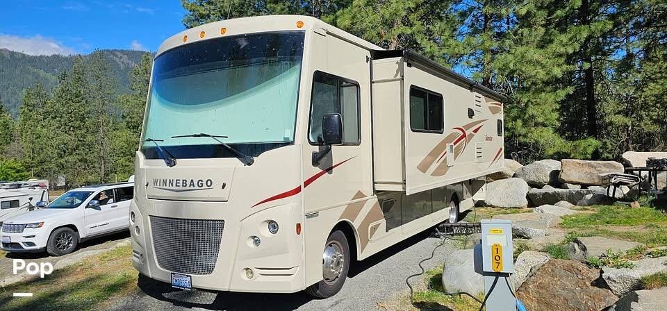 2018 Winnebago Sunstar 29VE - Used Class C For Sale by Pop RVs in Spokane, Washington features Generator, Air Conditioning, Awning, Leveling Jacks, Slideout