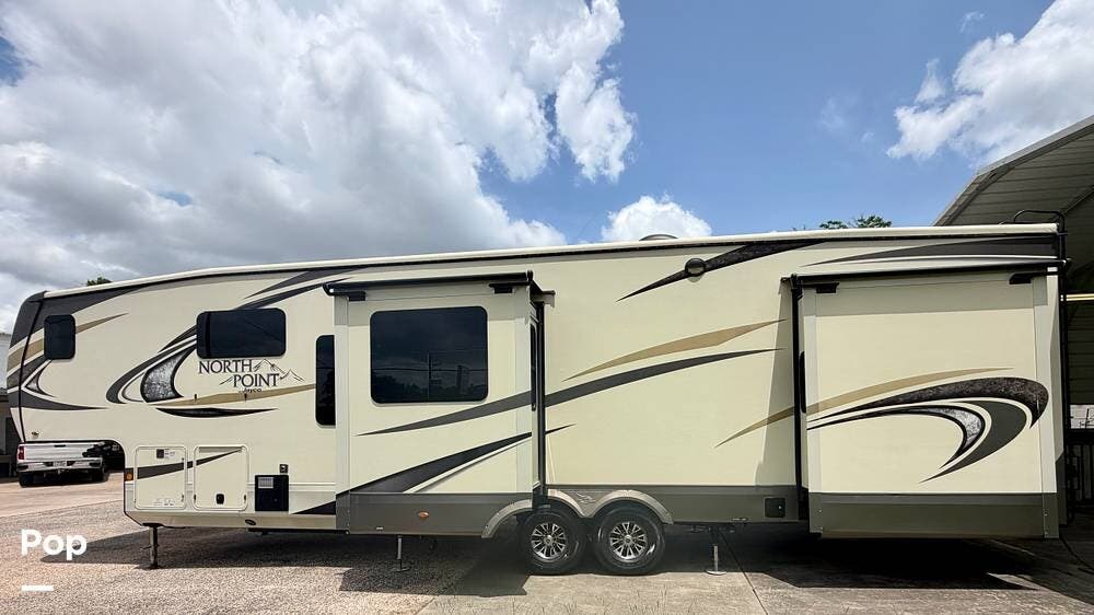 2019 North Point 383FKWS by Jayco from Pop RVs in Conroe, Texas
