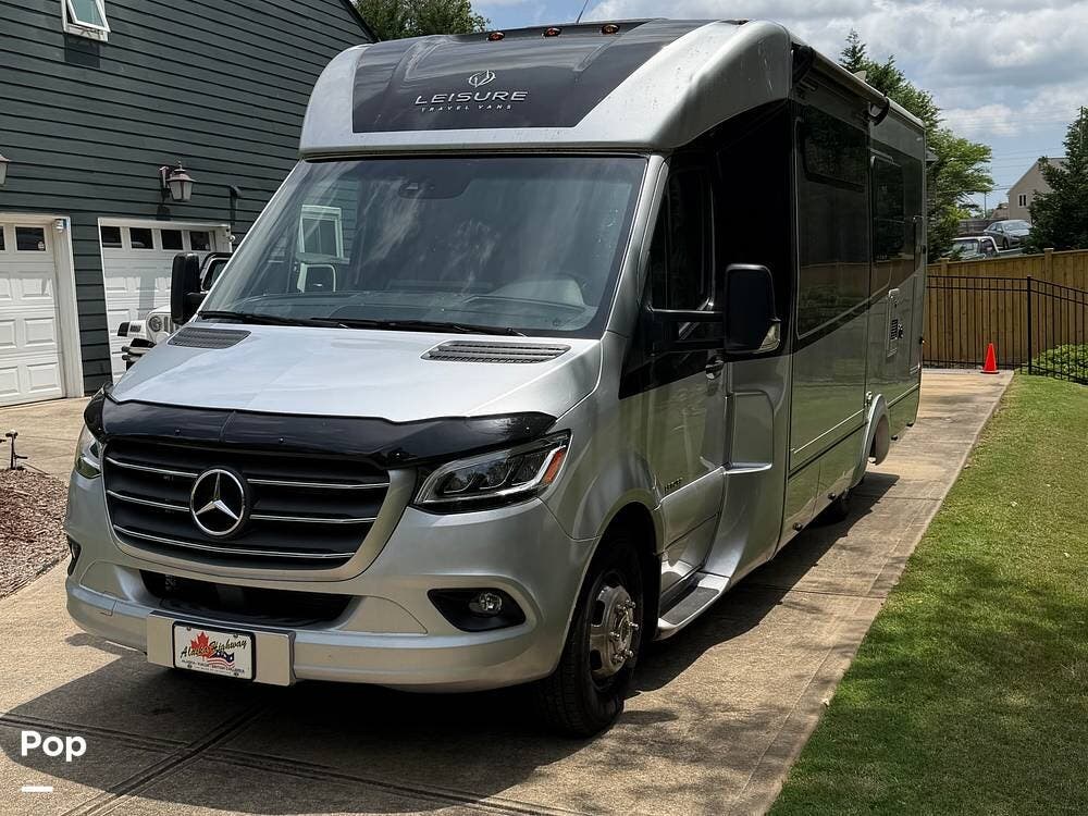 2024 Leisure Travel Unity U24MBL - Used Class C For Sale by Pop RVs in Marietta, Georgia features Air Conditioning, Generator, Slideout, Leveling Jacks, Awning