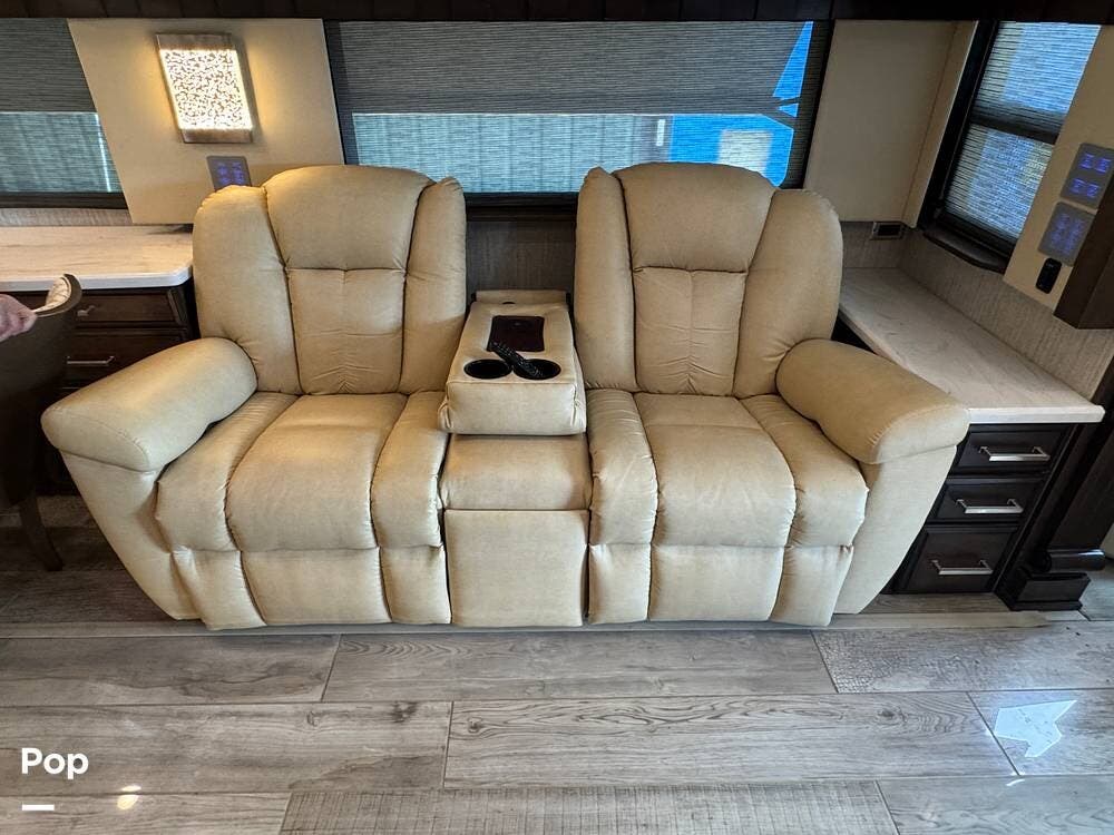 2019 London Aire 4543 by Newmar from Pop RVs in Houma, Louisiana