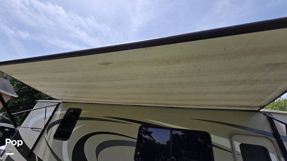 2020 Coachmen Leprechaun 311FS - Used Class C For Sale by Pop RVs in Twinsburg, Ohio features Awning, Slideout, Generator, Air Conditioning, Leveling Jacks