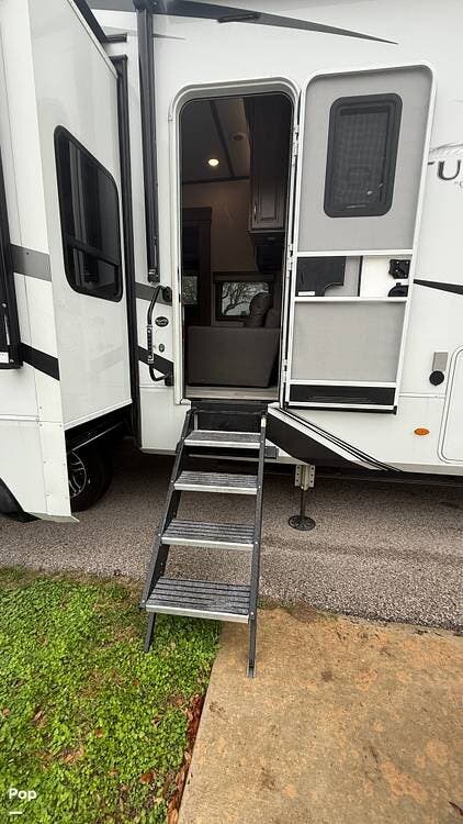 2023 Solitude 345GK by Grand Design from Pop RVs in Leander, Texas