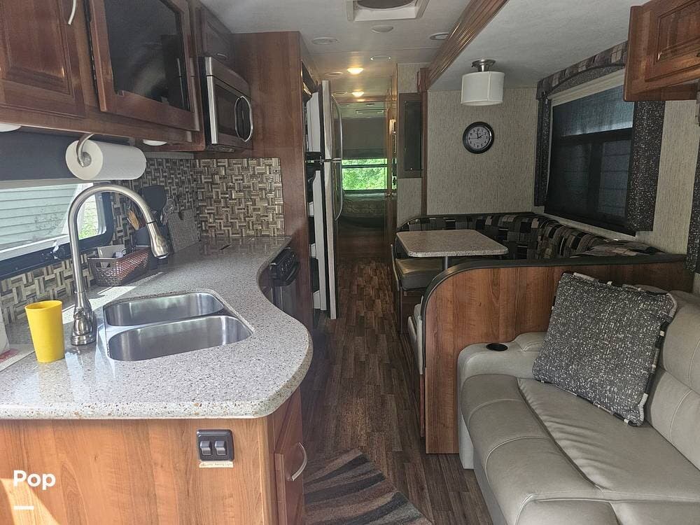 Used 2018 Coachmen Mirada 35KB available in Johnston, Iowa