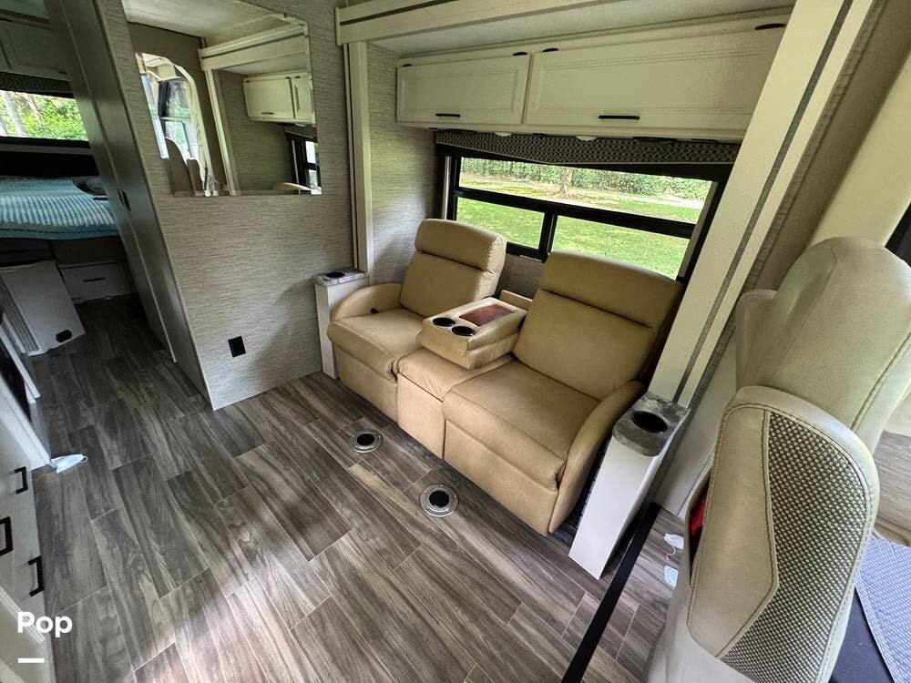 2022 Thor Motor Coach Axis 24.1 - Used Class A For Sale by Pop RVs in Selma, Alabama features Awning, Air Conditioning, Slideout, Generator