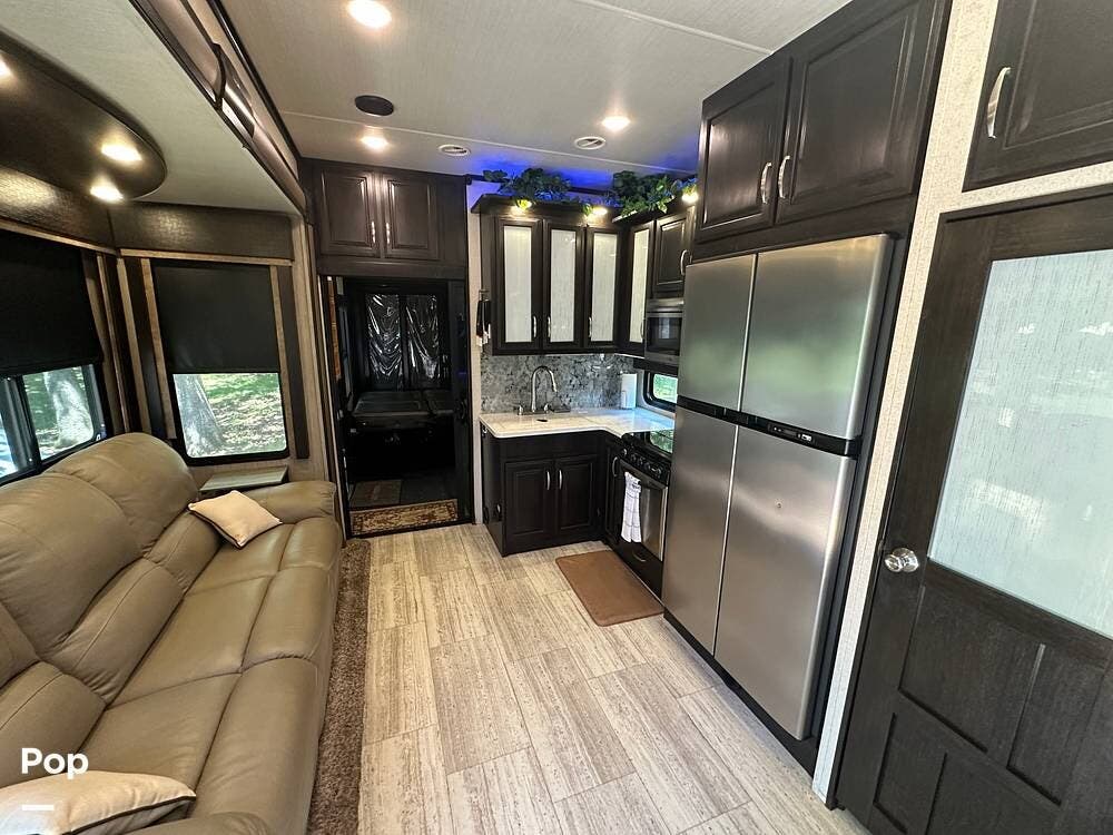 2017 Momentum 328M by Grand Design from Pop RVs in Cedar Hill, Missouri