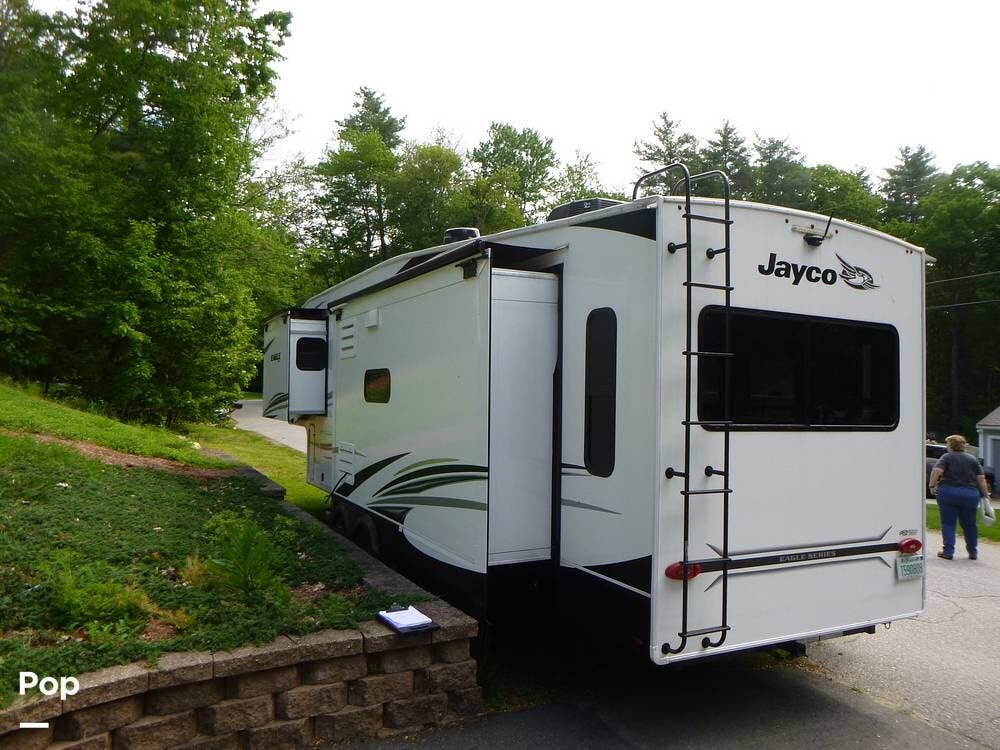 2021 Eagle 321RSTS by Jayco from Pop RVs in Merrimack, New Hampshire