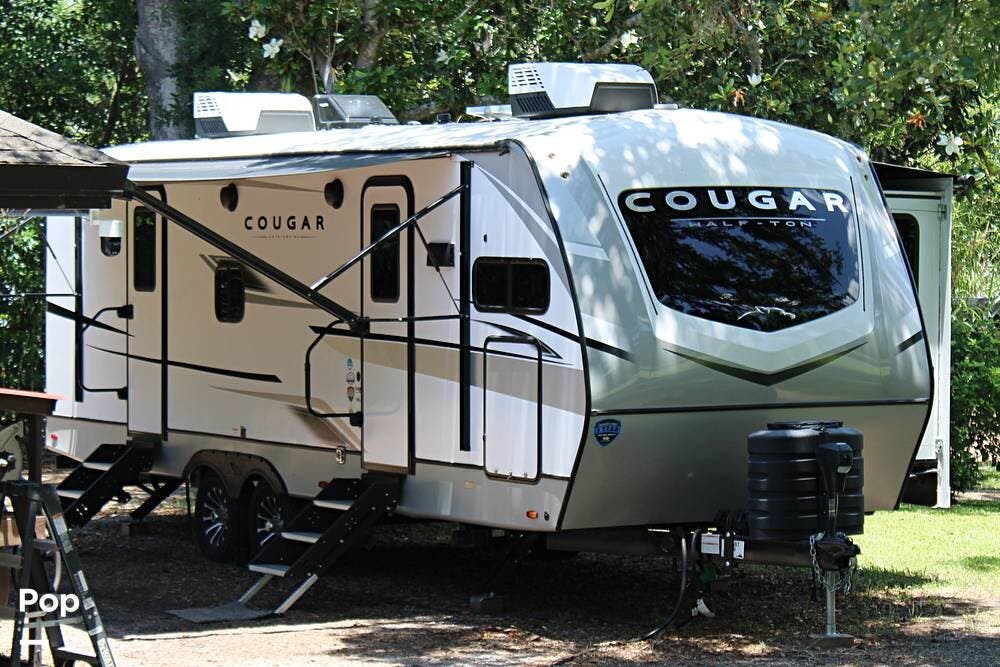 Used 2025 Keystone Cougar 25FKD available in Tarpon Springs, Florida