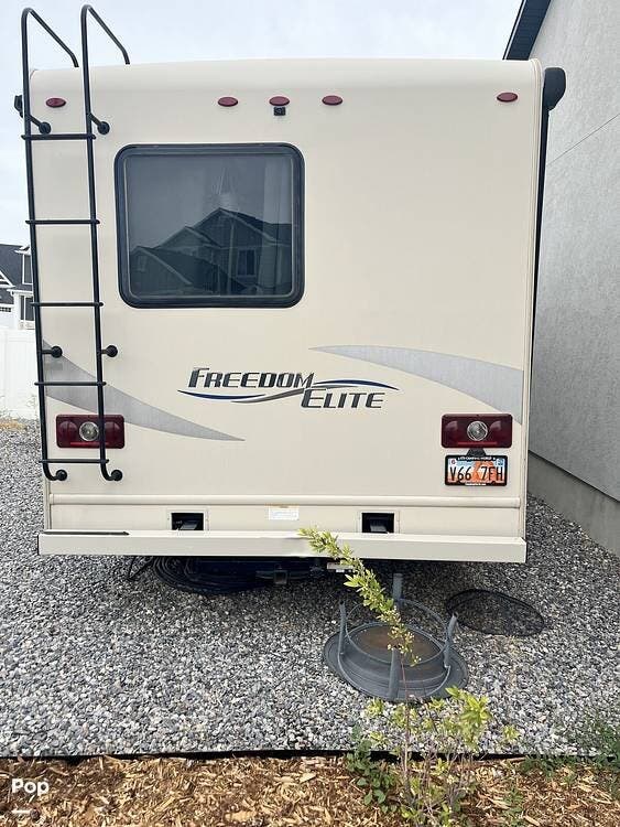 2018 Freedom Elite 26HE by Thor Motor Coach from Pop RVs in Payson, Utah