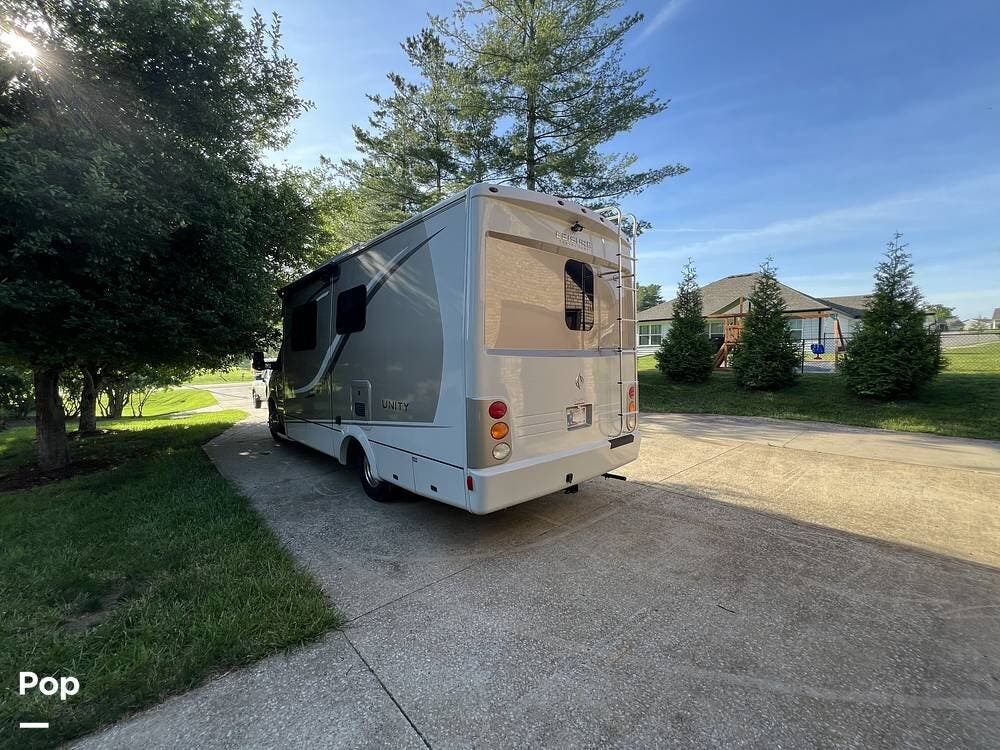 Used 2014 Leisure Travel Unity U24MB available in Georgetown, Indiana