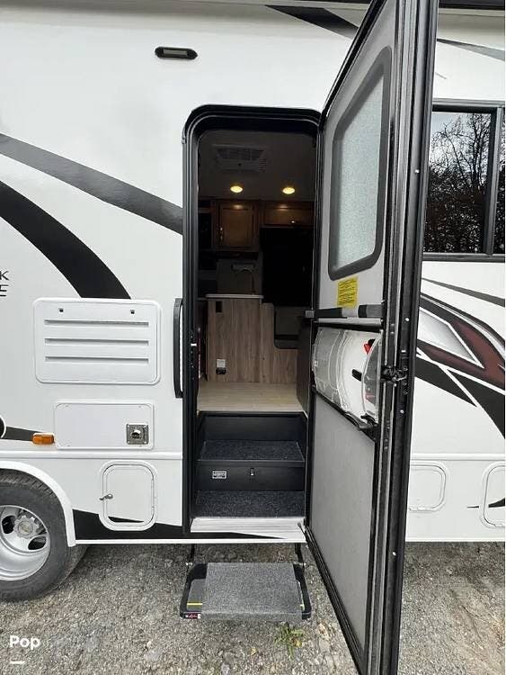 Used 2021 Jayco Redhawk SE 27N available in Shippensburg, Pennsylvania