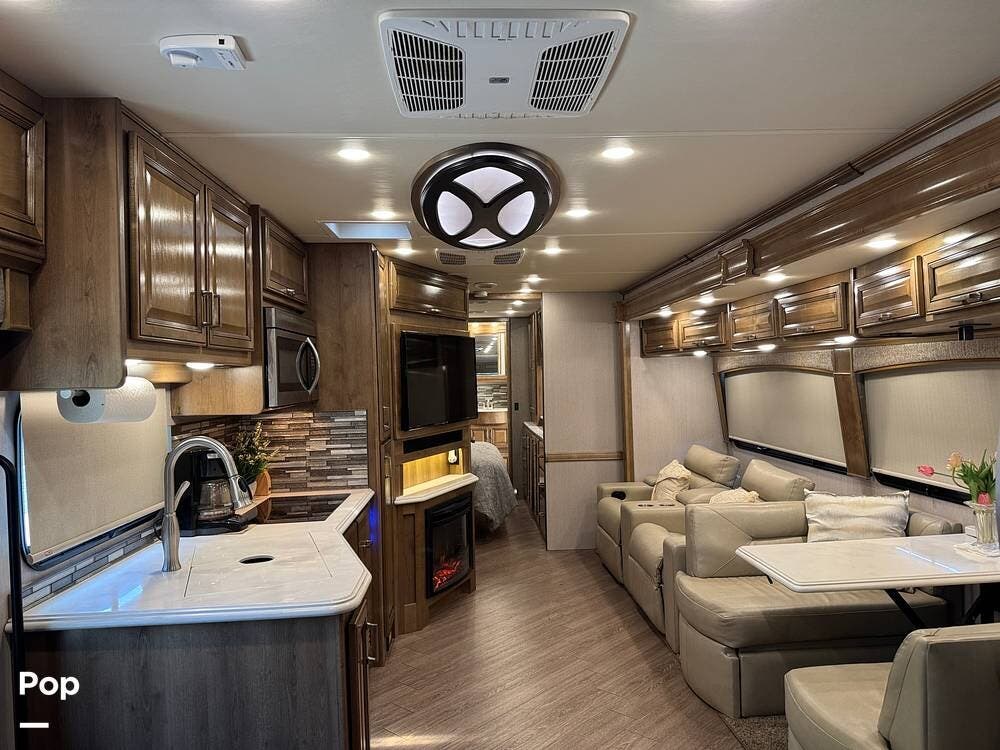 2020 Fleetwood Pace Arrow 36U - Used Diesel Pusher For Sale by Pop RVs in Wilmington, California features Leveling Jacks, Slideout, Air Conditioning, Generator, Awning
