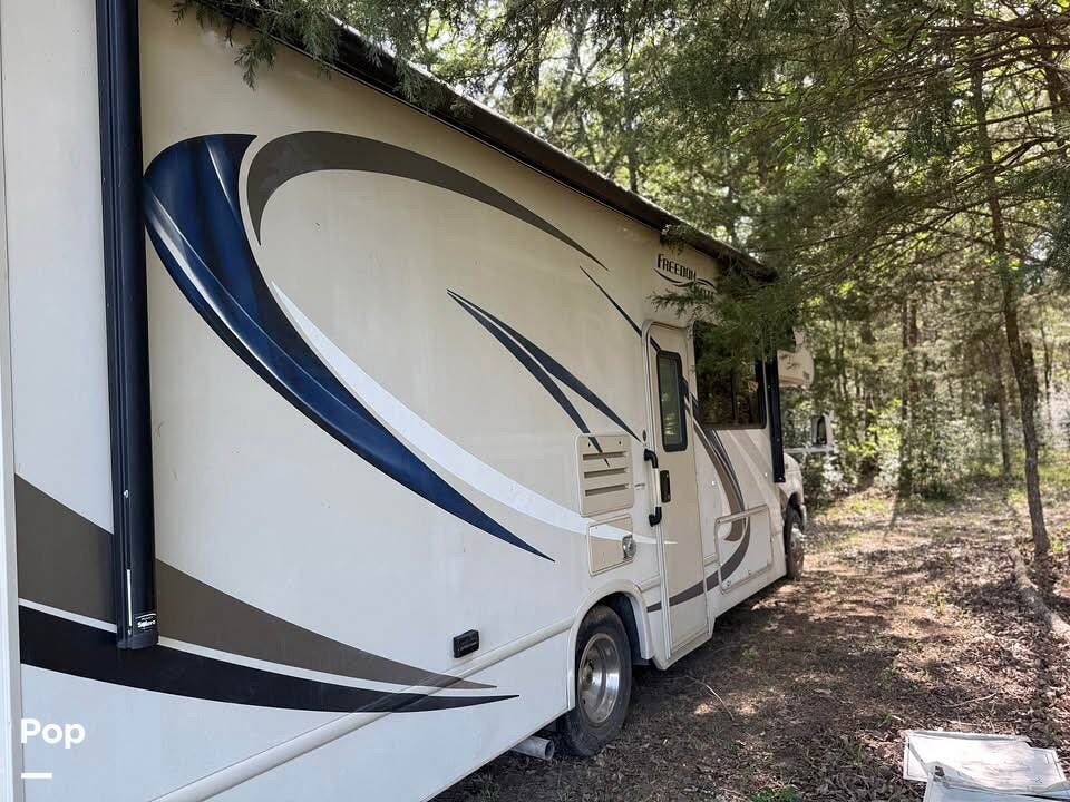 Used 2018 Thor Motor Coach Freedom Elite 26HE available in Fairfield, Texas