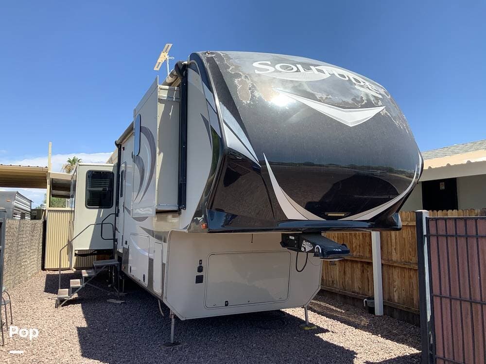 2016 Grand Design Solitude 384GK - Used Fifth Wheel For Sale by Pop RVs in Phoenix, Arizona features Leveling Jacks, Awning, Air Conditioning, Slideout