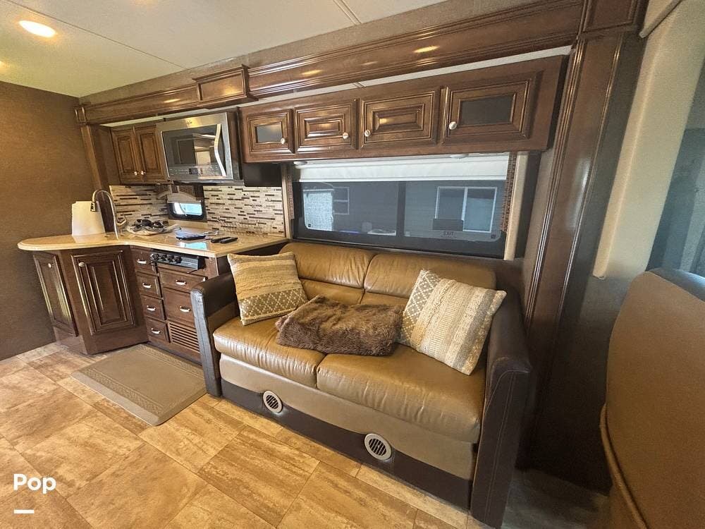 Used 2017 Thor Motor Coach Palazzo 33.4 available in Oregon City, Oregon