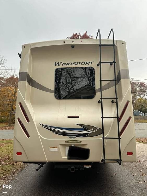Used 2018 Thor Motor Coach Windsport 29M available in Bellingham, Massachusetts