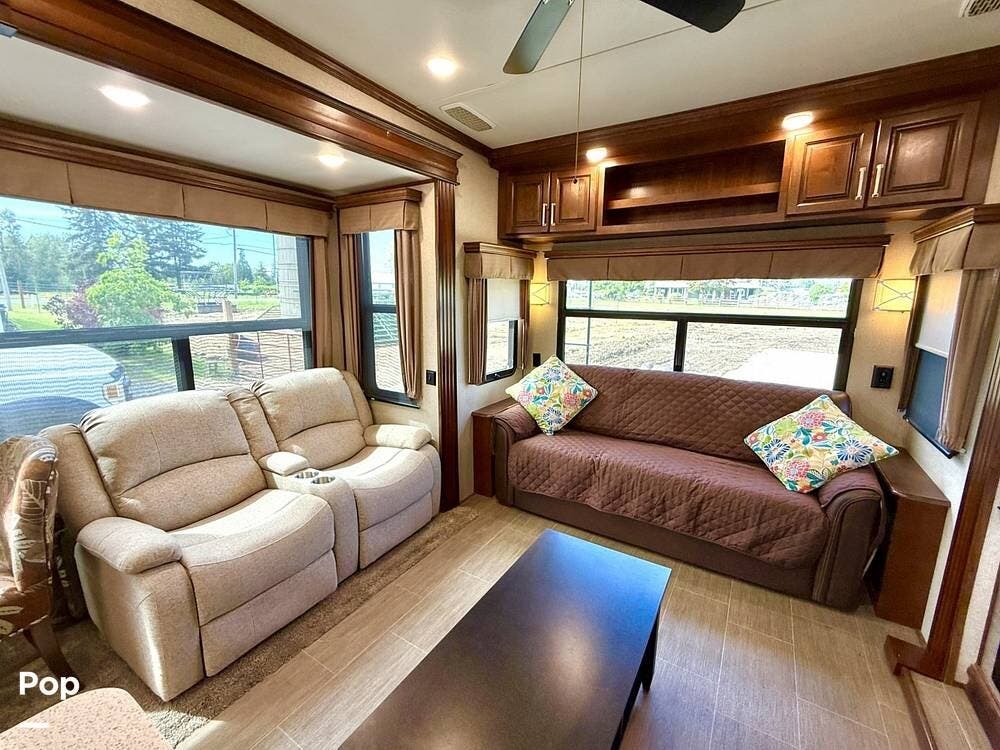 Used 2018 Keystone Alpine 3651RL available in Enumclaw, Washington